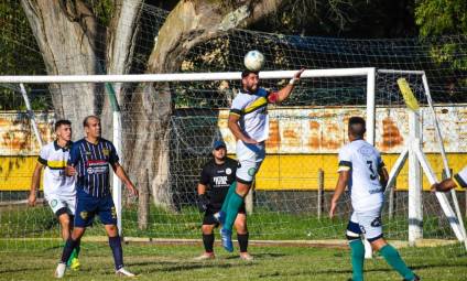 Liga Lobense: Uribelarrea FC ganó y sueña